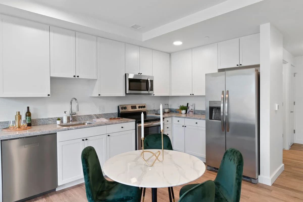 Detroit apartments for rent - image - exc-1bed-008.webp