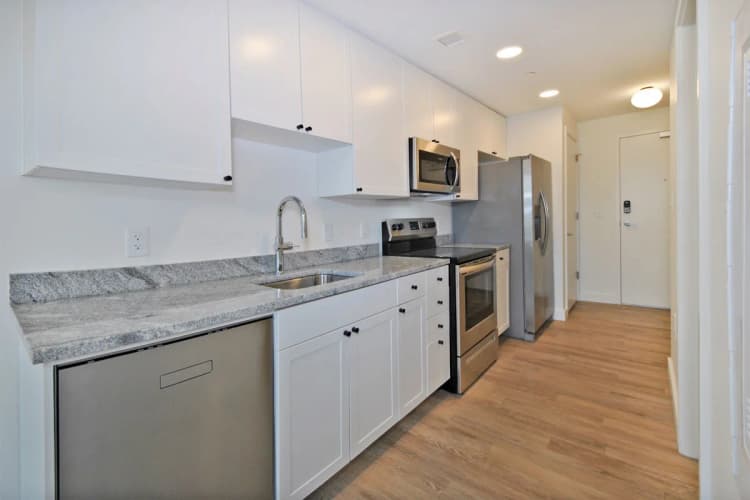 Detroit apartments for rent - image - exc-031824-011.webp
