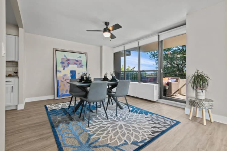 Detroit apartments for rent - image - North Park Towers - Dining Area1.webp