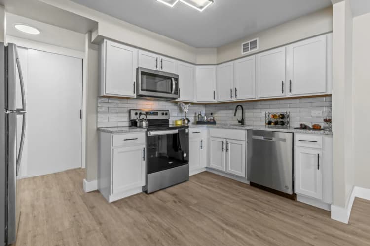 Detroit apartments for rent - image - North Park Towers - Kitchen1.webp