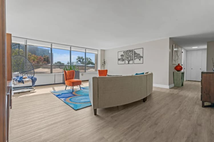 Detroit apartments for rent - image - North Park Towers - Living Room3.webp