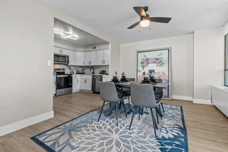 Detroit apartments for rent - image - North Park Towers - Kitchen and Dining Area3.webp