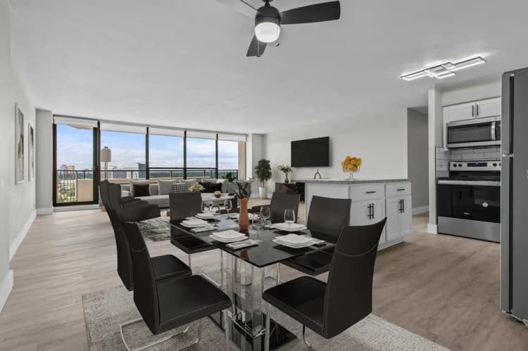 Detroit apartments for rent - image - North Park Towers - Living Room4.webp