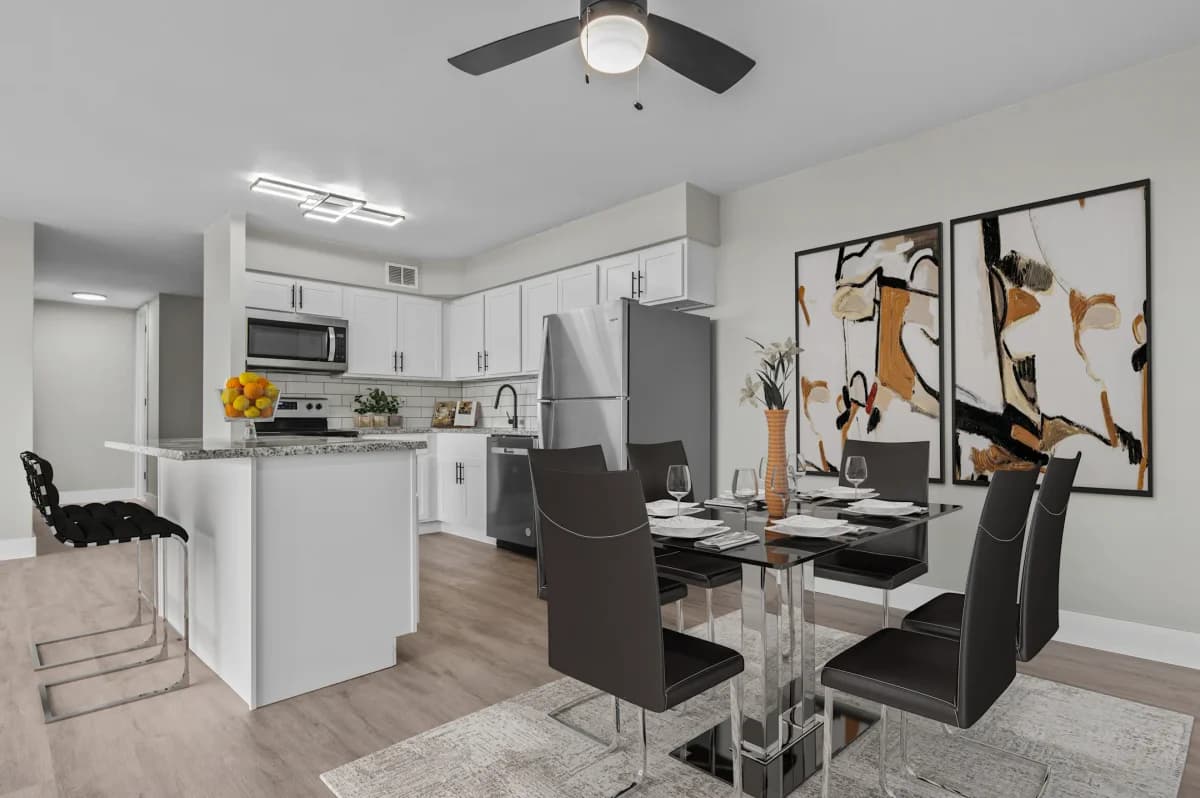 Detroit apartments for rent - image - North Park Towers - Kitchen and Dining Area4.webp
