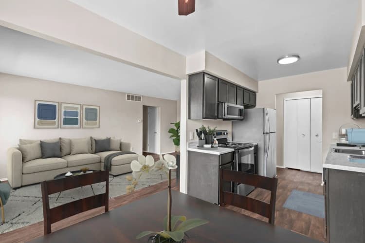 Detroit apartments for rent - image - Cambridge Square Apartments - Living Room.jpg