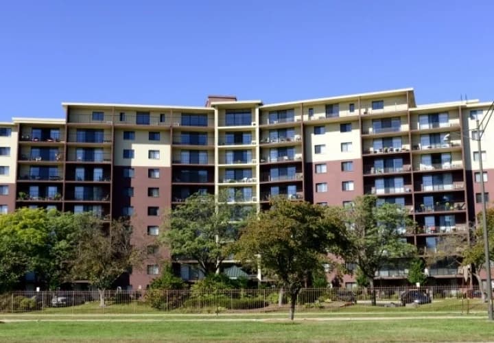 Detroit apartments for rent - Property image - Solaire Apartments - 2