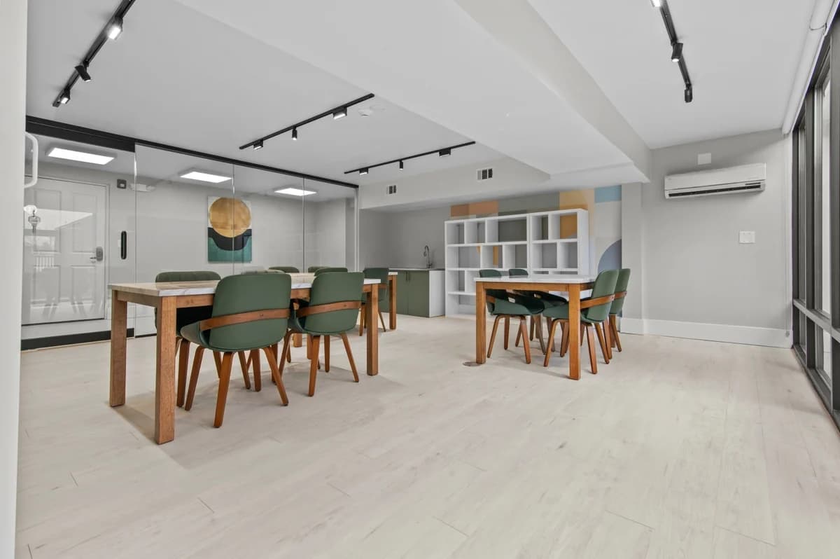 Detroit apartments for rent - image - Solaire Apartments - Office Dining Area.jpg