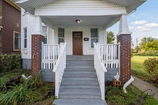 Detroit apartments for rent - Property image - 242 Harmon St - 2