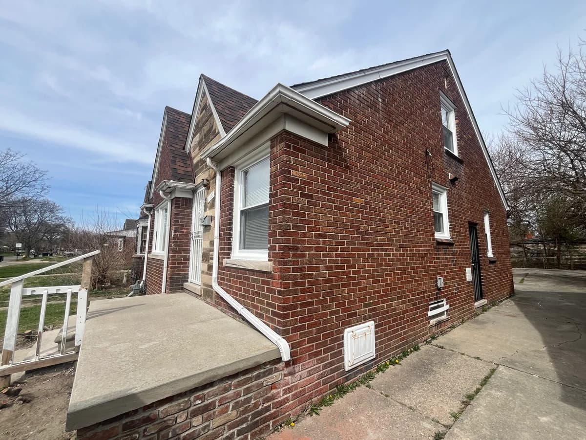 Detroit apartments for rent - image - IMG_0917.JPG