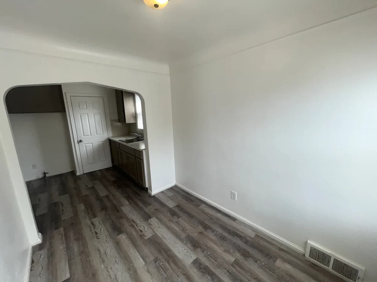 Detroit apartments for rent - image - IMG_0938.JPG