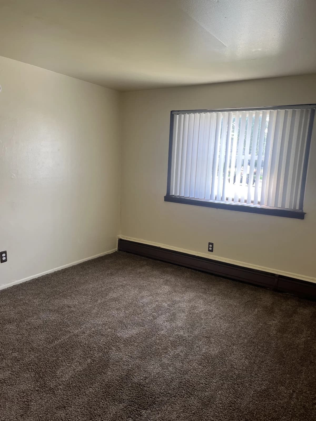 Detroit apartments for rent - Property image - 13310 Plymouth Rd - 2