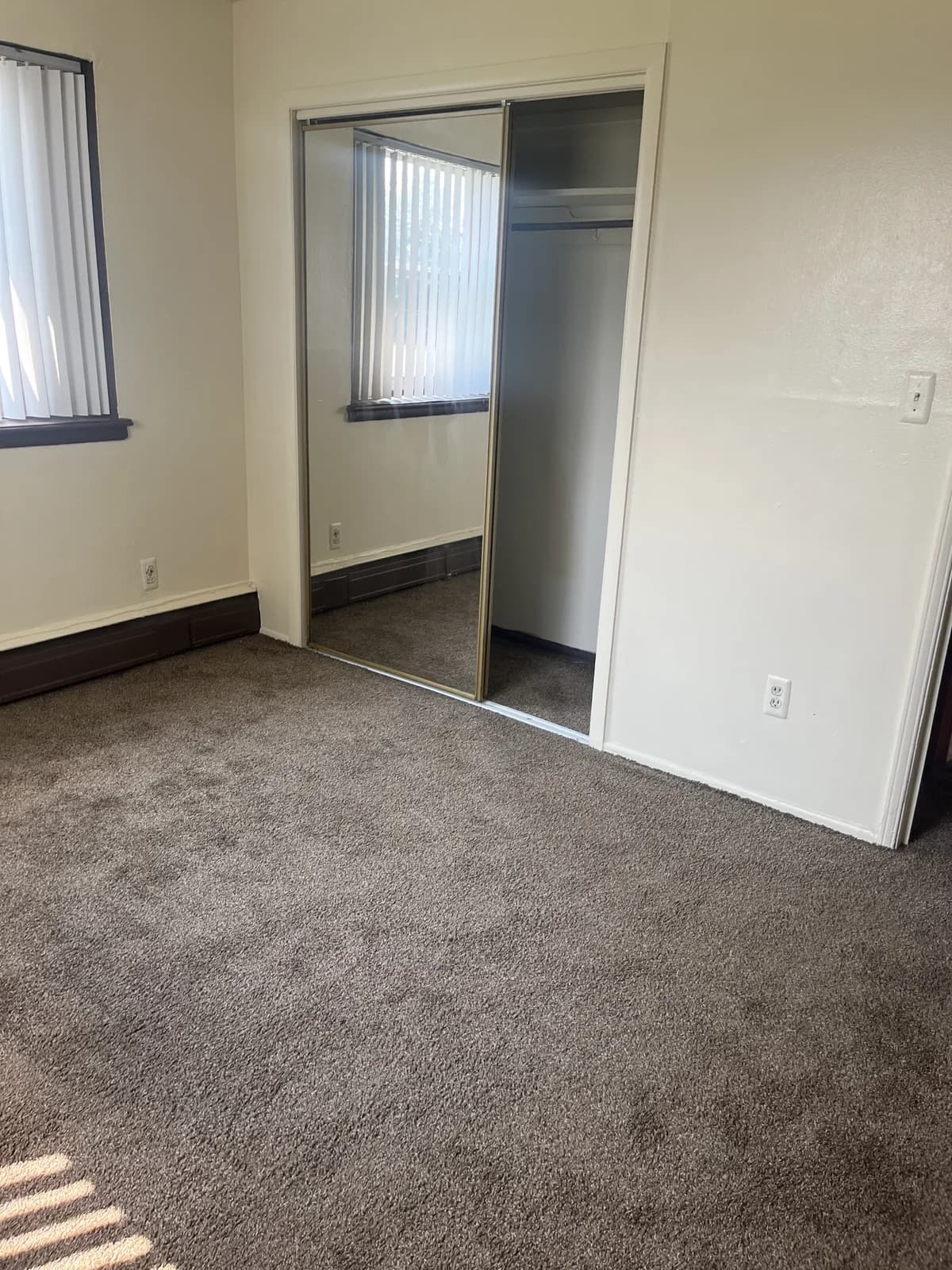 Detroit apartments for rent - Property image - 13310 Plymouth Rd - 3