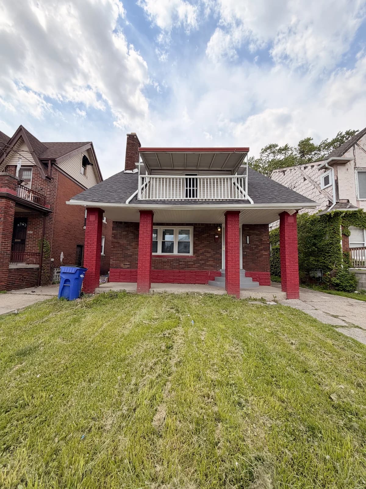 Detroit apartments for rent - Property image - 13225 Santa Rosa Drive - 1