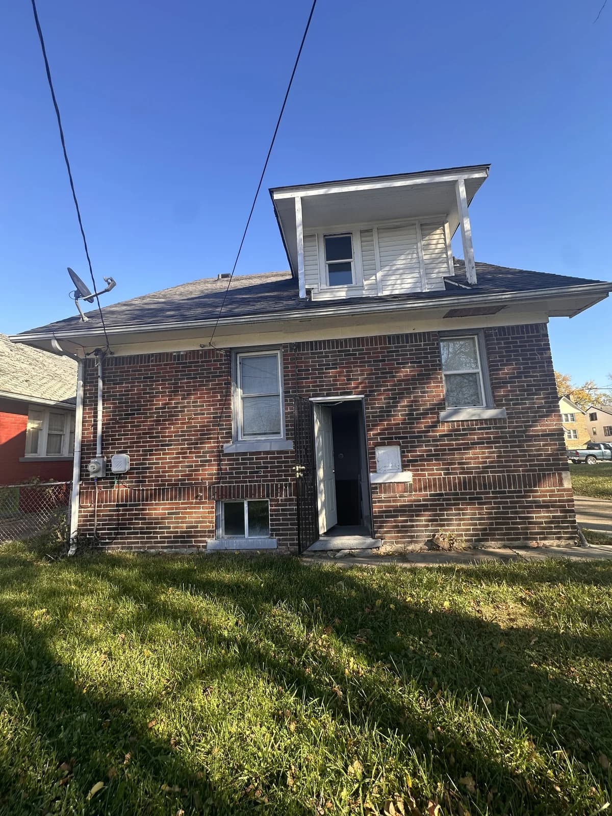 Detroit apartments for rent - Property image - 14061 Mark Twain Street - 3