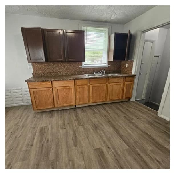 Detroit apartments for rent - Property image - 15757 Mark Twain Street - 2