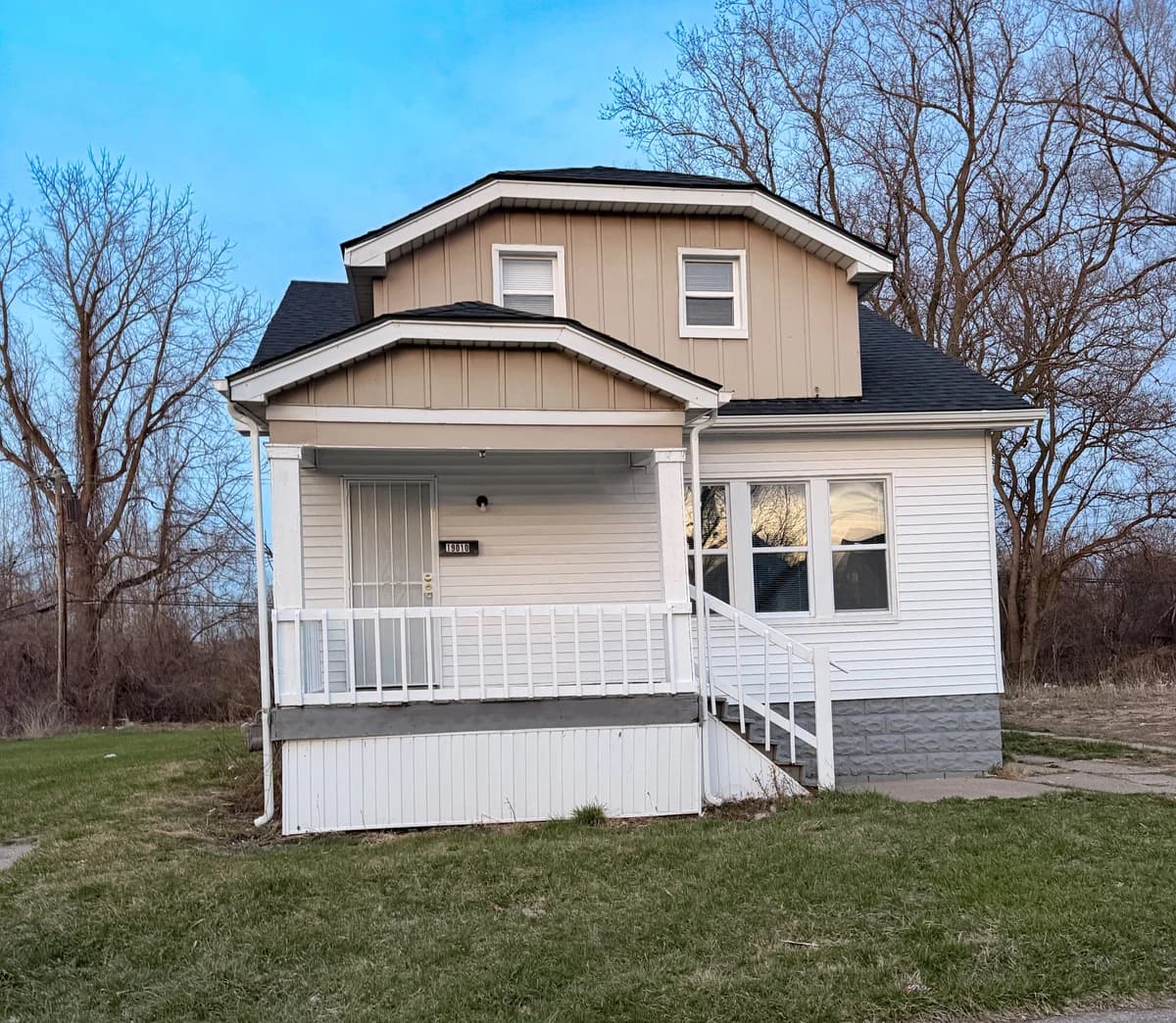 Detroit apartments for rent - Property image - 19010 Riverview Street - 1