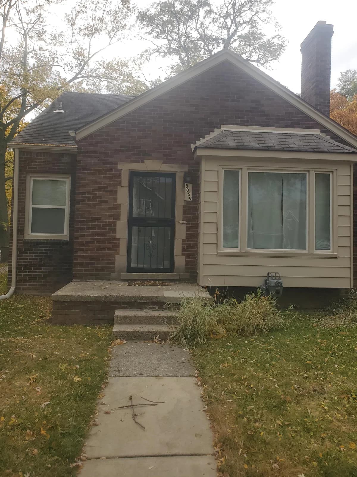 Detroit apartments for rent - Property image - 8059 Middlepointe - 1