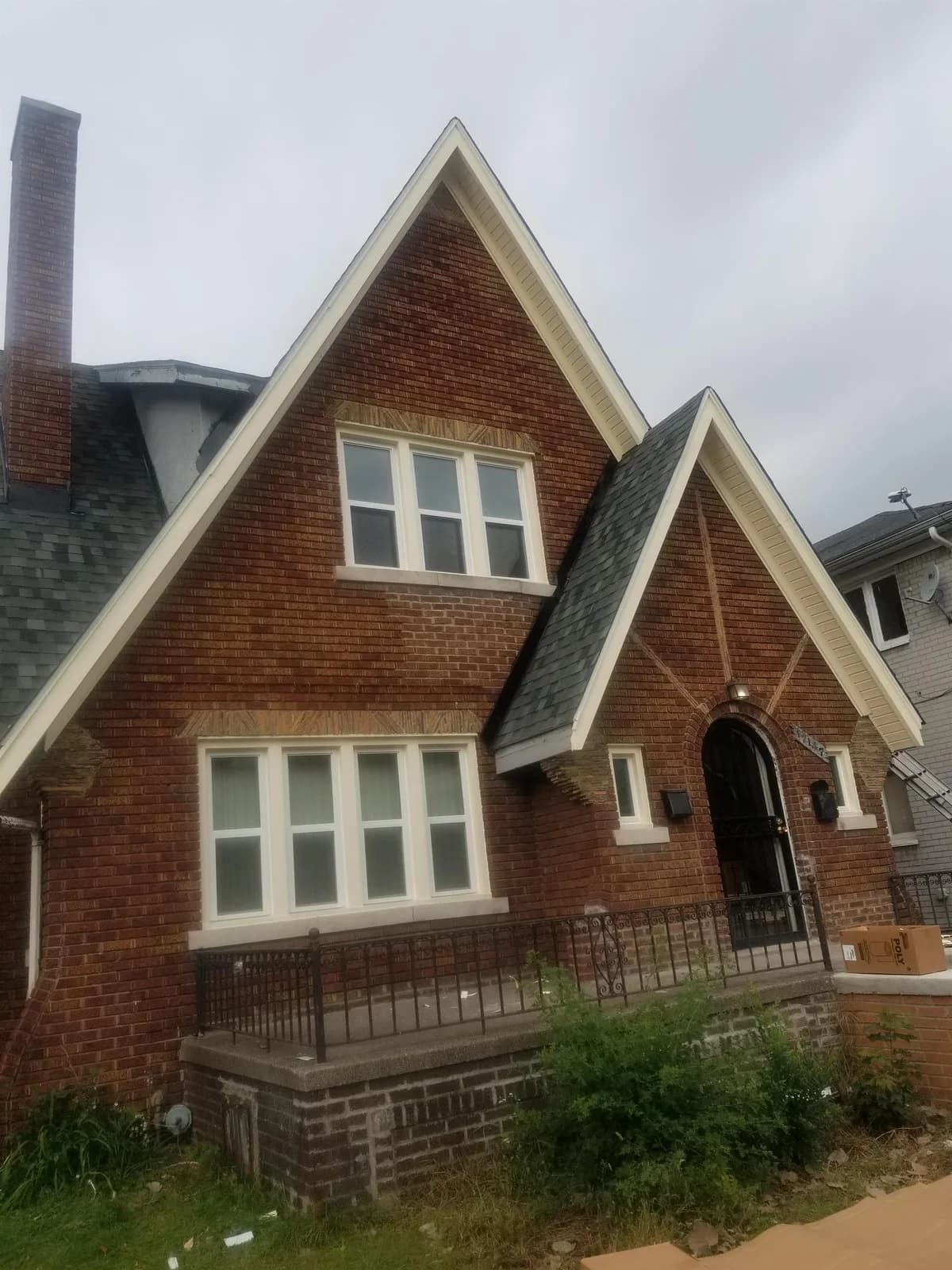 Detroit apartments for rent - Property image - 17147 Monica - 1