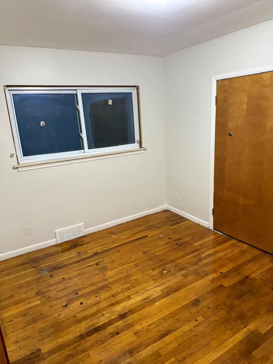 Detroit apartments for rent - Property image - 20174 Kentucky Street - 3