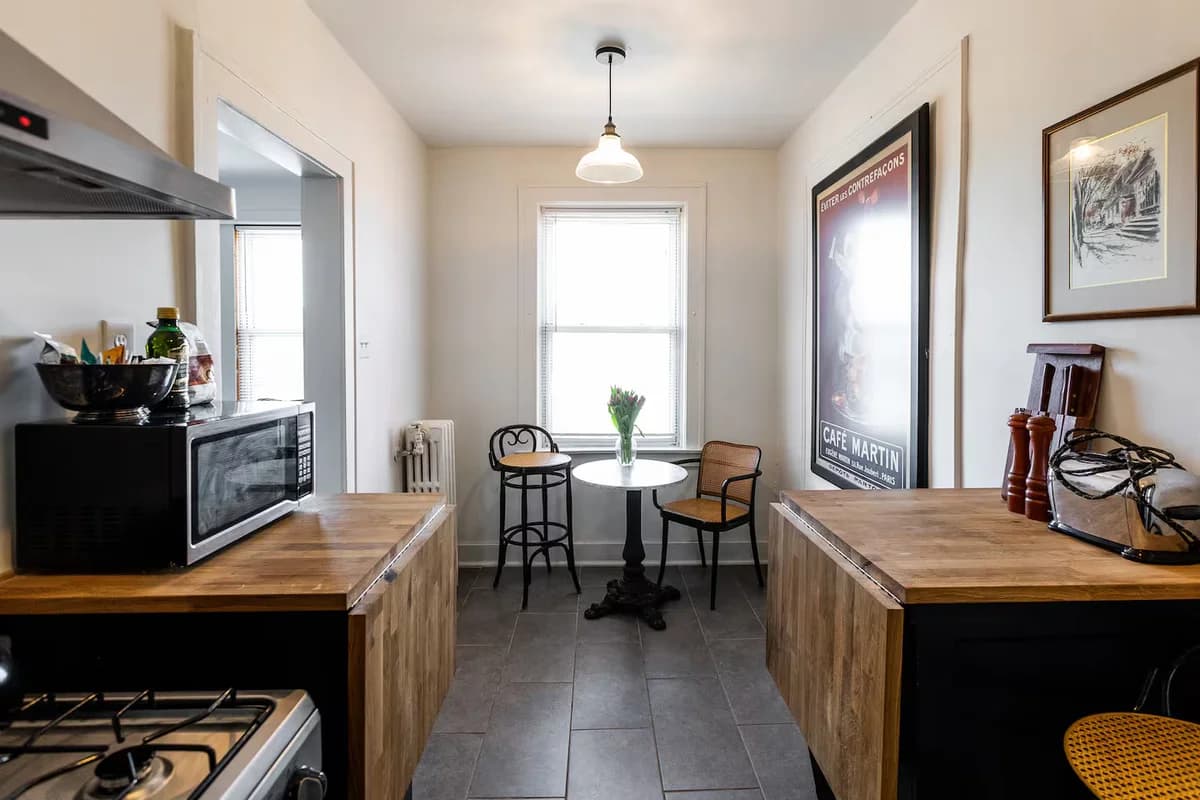 Detroit apartments for rent - Property image - 1780 Van Dyke - 2