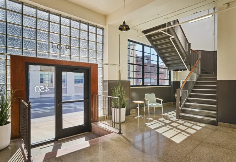 Detroit apartments for rent - image - amsterdam-lofts-gallery-014-C-jeUzvn.jpg