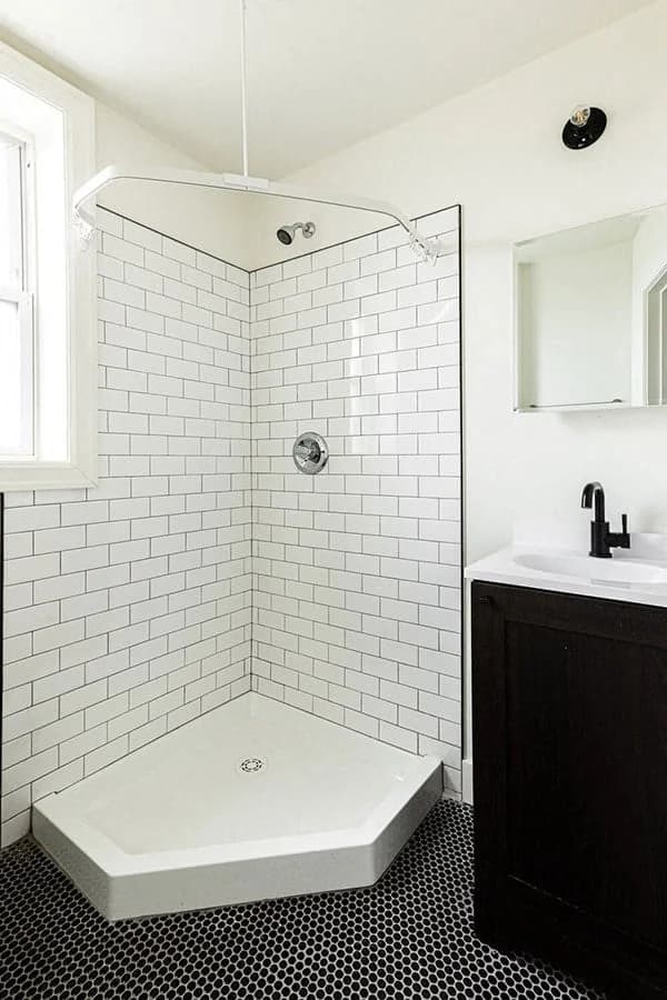Detroit apartments for rent - image - The charlotte - 3.png