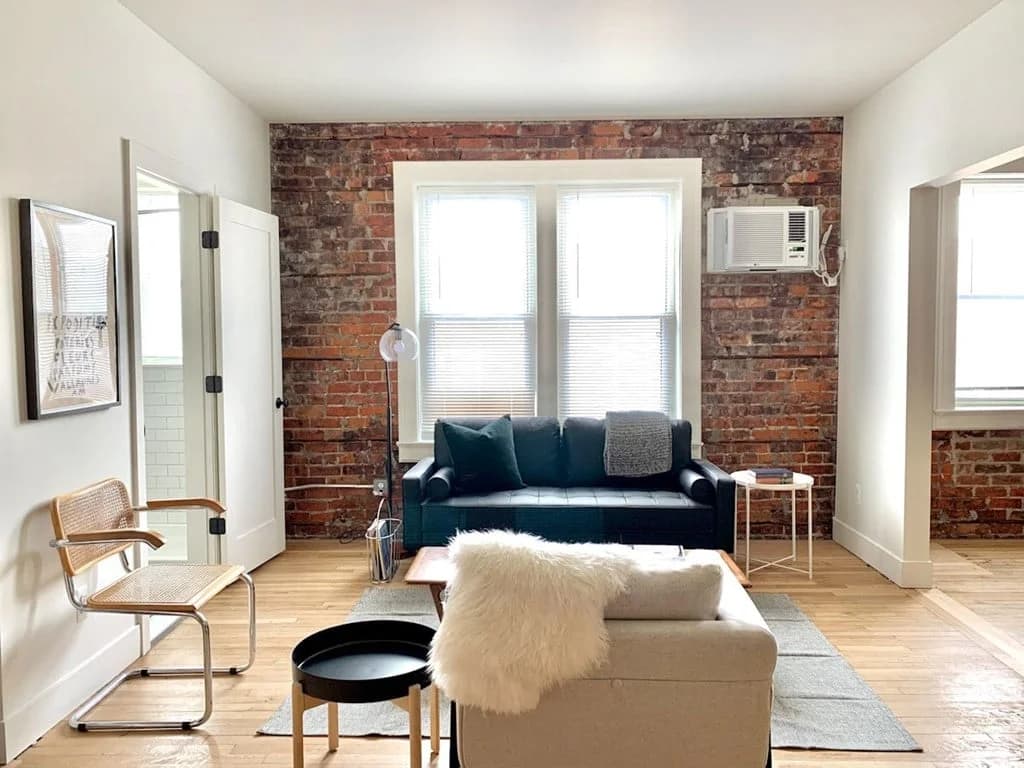 Detroit apartments for rent - Property image - The Charlotte - 3