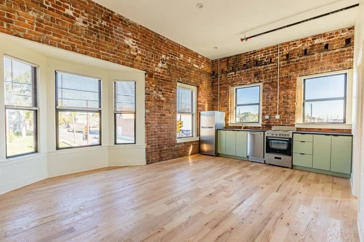 Detroit apartments for rent - image - 9226 Kercheval - 4.png