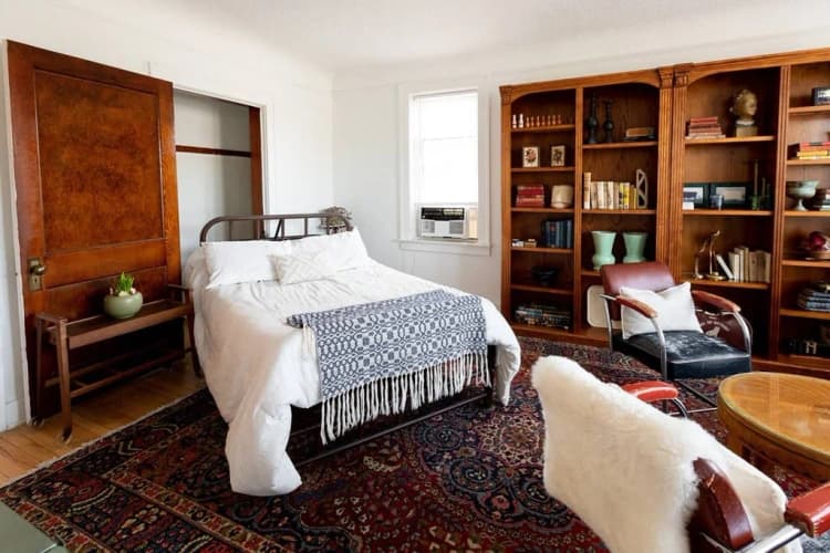 Detroit apartments for rent - image - Capitol Manor - 2.png