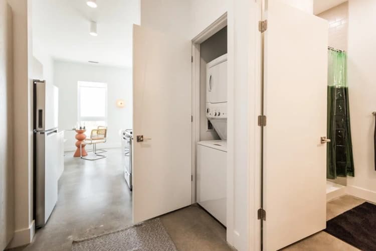 Detroit apartments for rent - image - Brainard Flats - 3.png