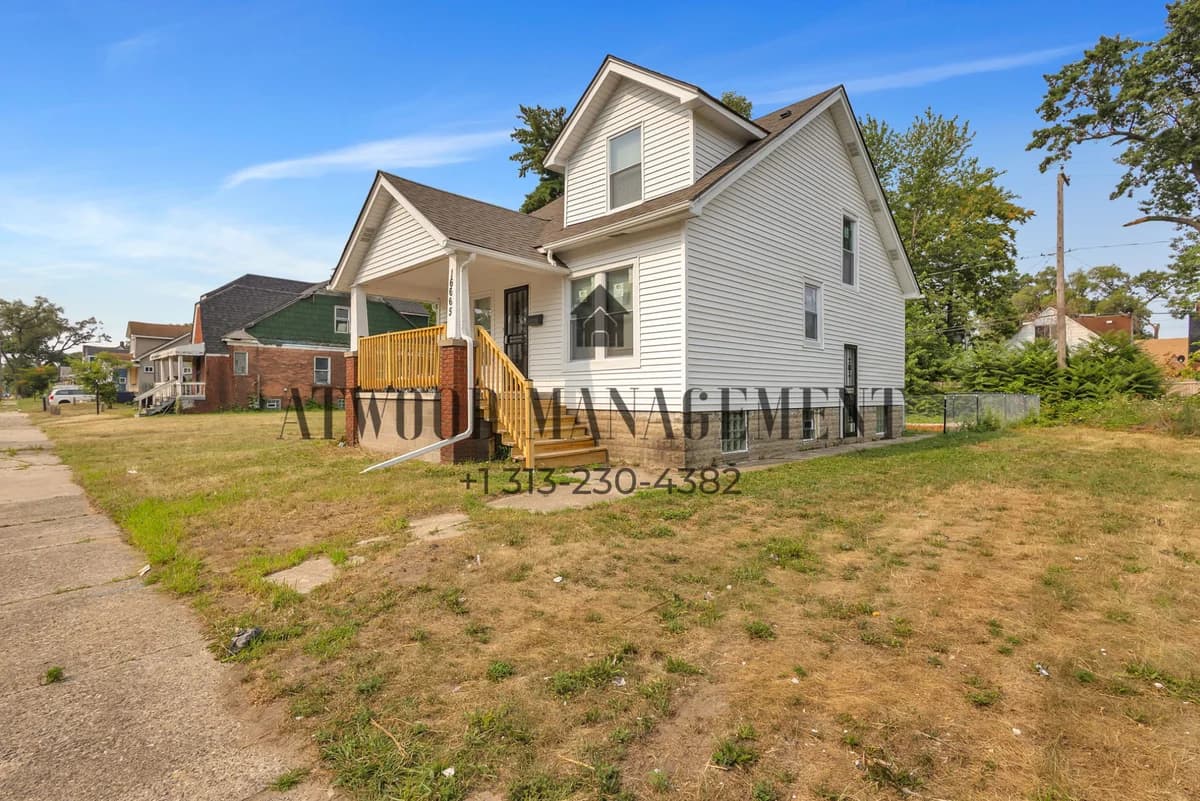 Detroit apartments for rent - Property image - 16665 Tuller St - 3