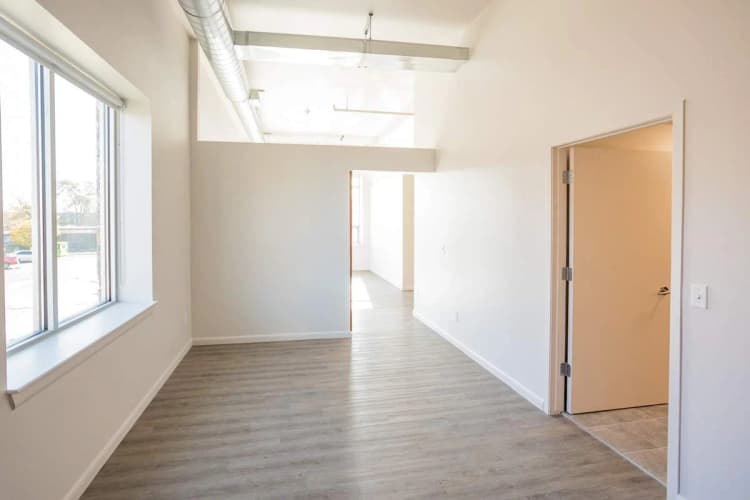 Detroit apartments for rent - image - Baltimore Station - 18.jpg