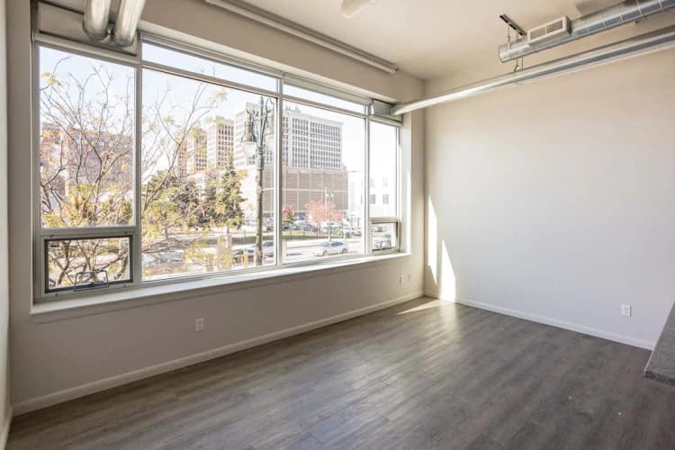 Detroit apartments for rent - image - Baltimore Station - 22.jpg