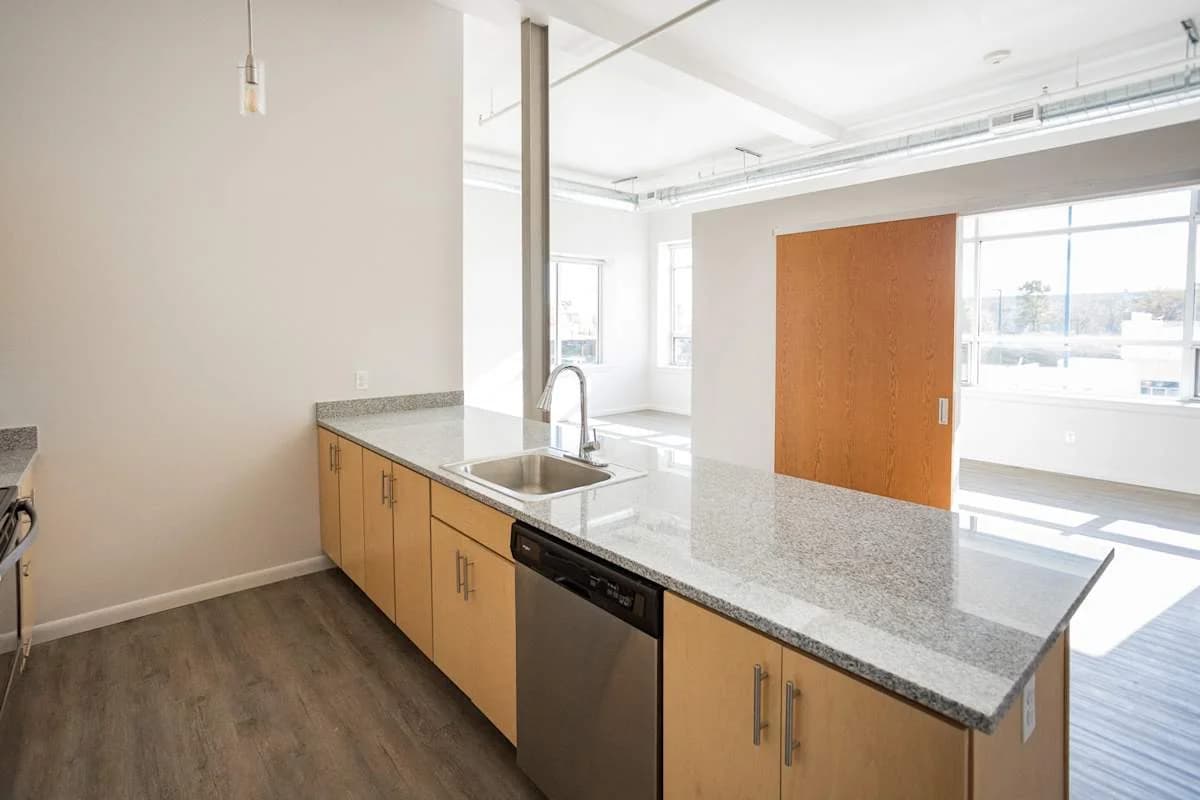 Detroit apartments for rent - image - Baltimore Station - 09.jpg