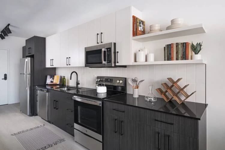 Detroit apartments for rent - image - Woodward West - 17.jpg
