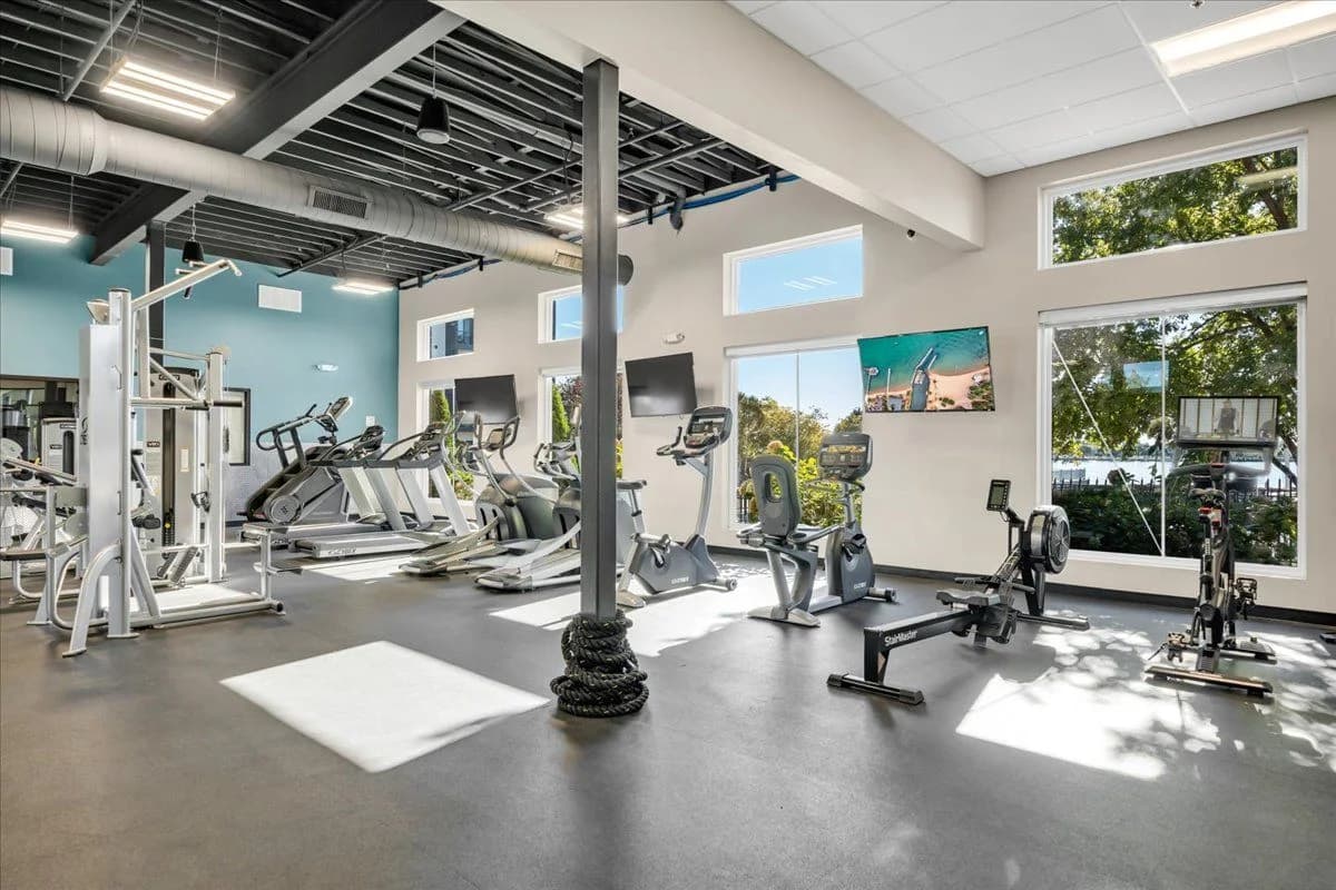 Detroit apartments for rent - image - Waters Edge - 28.jpg