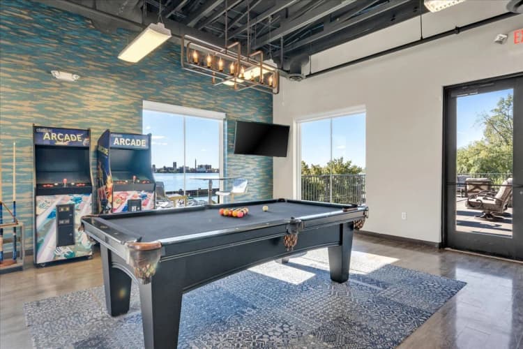 Detroit apartments for rent - image - Waters Edge - 20.jpg