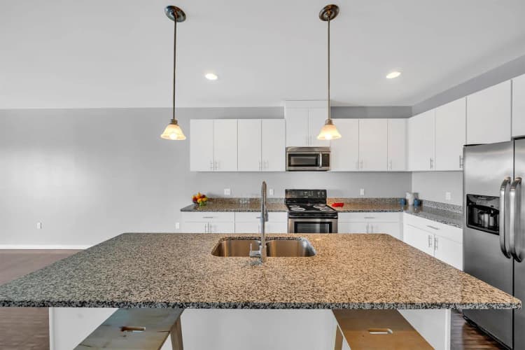 Detroit apartments for rent - image - Waters Edge - 11.jpg