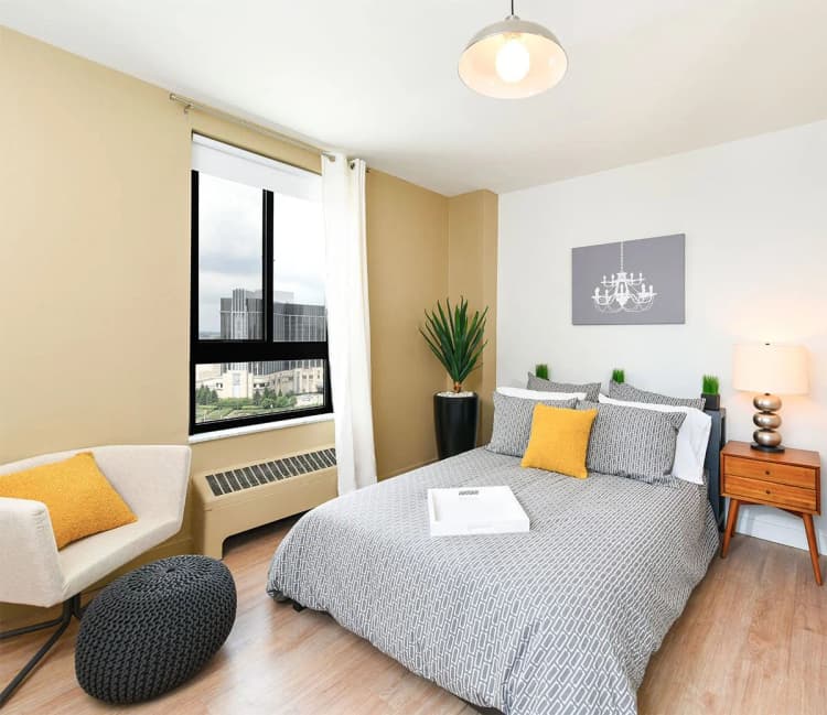 Detroit apartments for rent - image - Town Residences- 02.jpg
