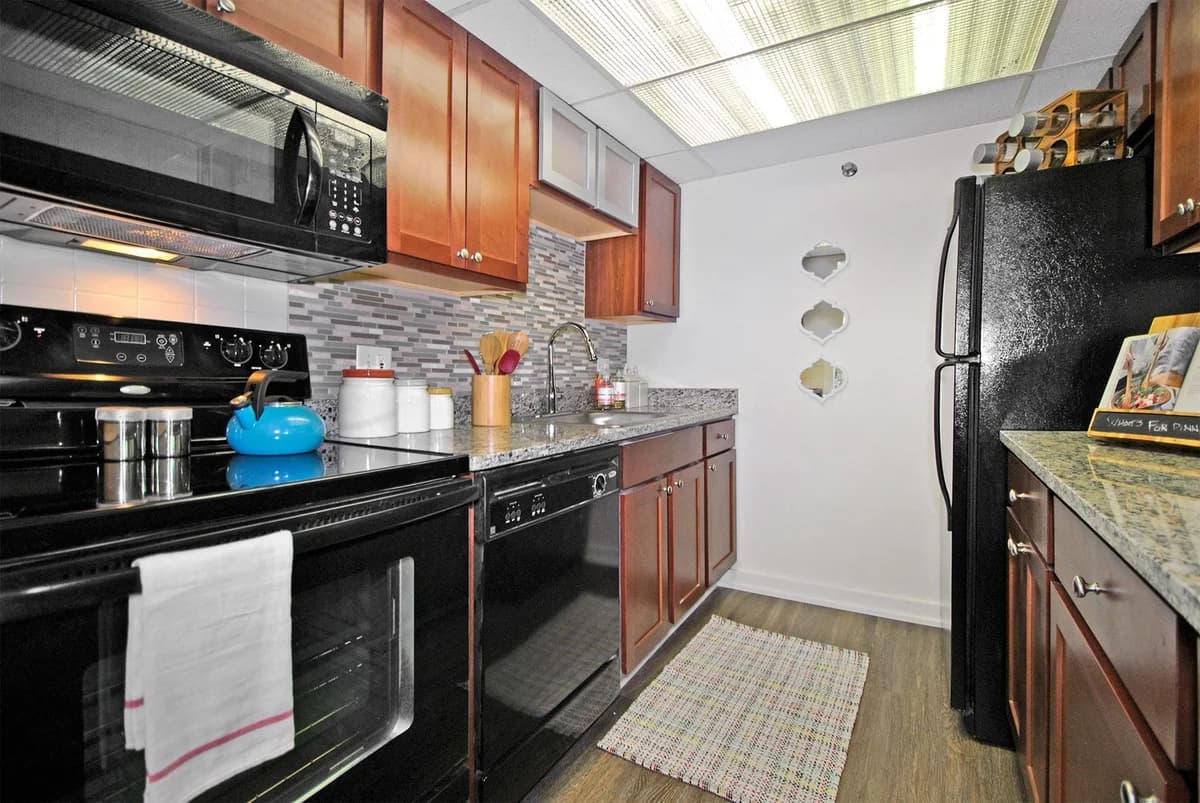 Detroit apartments for rent - image - Washington Park Apartments- 29.jpg