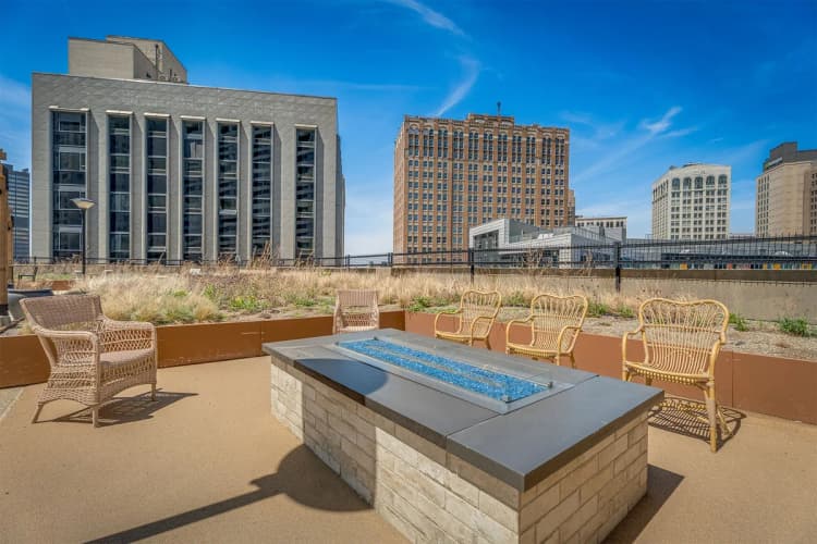 Detroit apartments for rent - image - Washington Park Apartments- 10.jpg