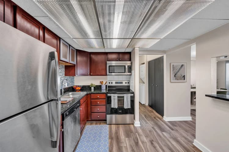 Detroit apartments for rent - image - Washington Park Apartments- 01.jpg