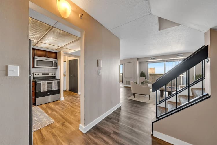 Detroit apartments for rent - image - Washington Park Apartments- 02.jpg