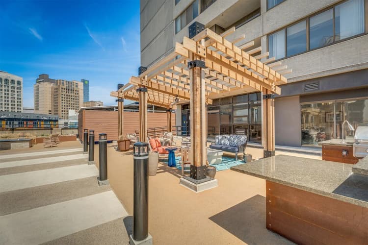 Detroit apartments for rent - image - Washington Park Apartments- 07.jpg