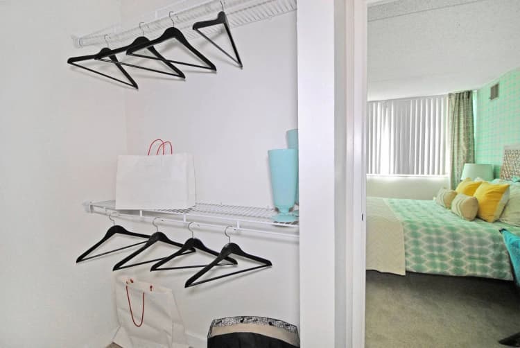 Detroit apartments for rent - image - Washington Park Apartments- 38.jpg