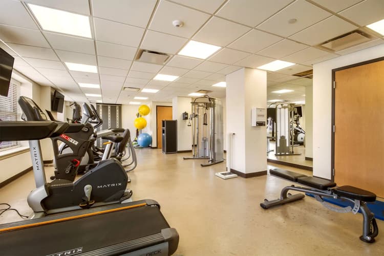 Detroit apartments for rent - image - Strathmore Apartments- 14.jpg