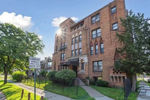 Detroit apartments for rent - image - image-4-1.jpg