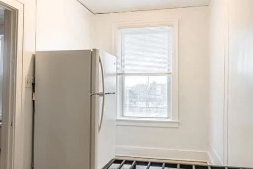 Detroit apartments for rent - Property image - 80 Seward Ave - 2