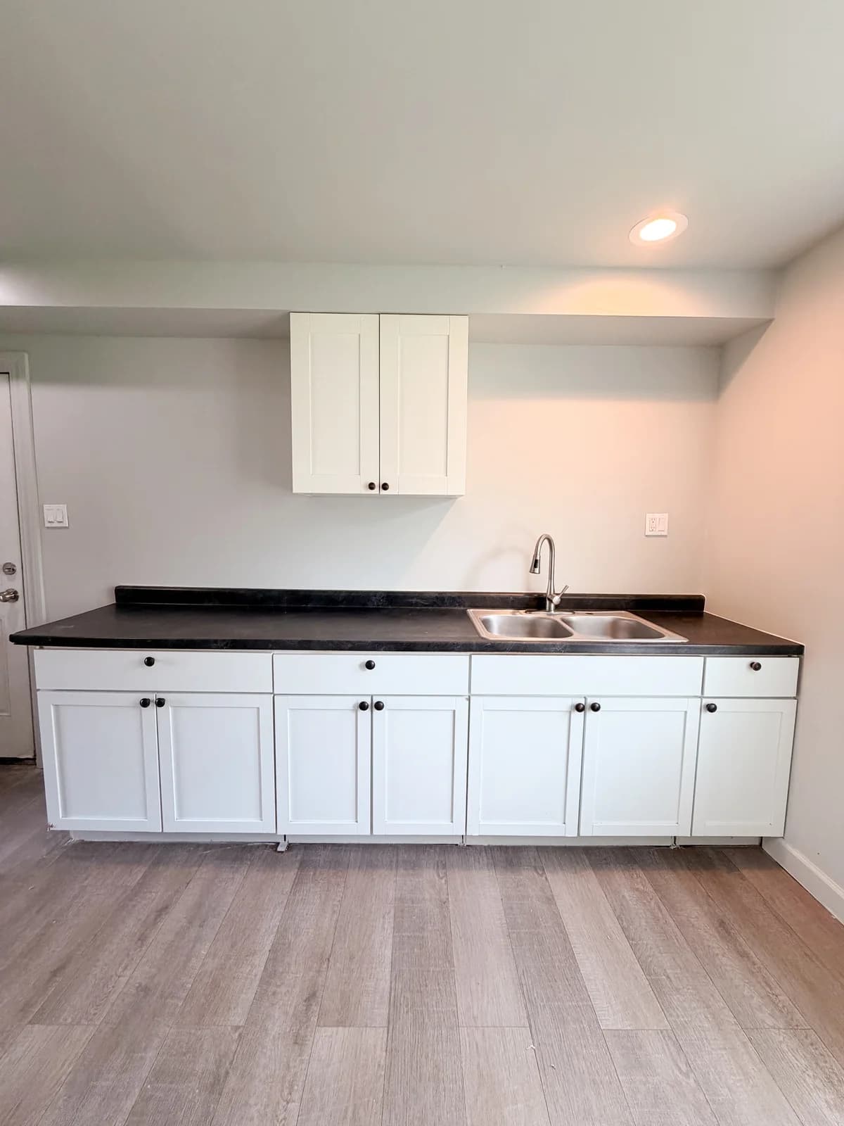 Detroit apartments for rent - Property image - 15815 Evergreen Road - 1