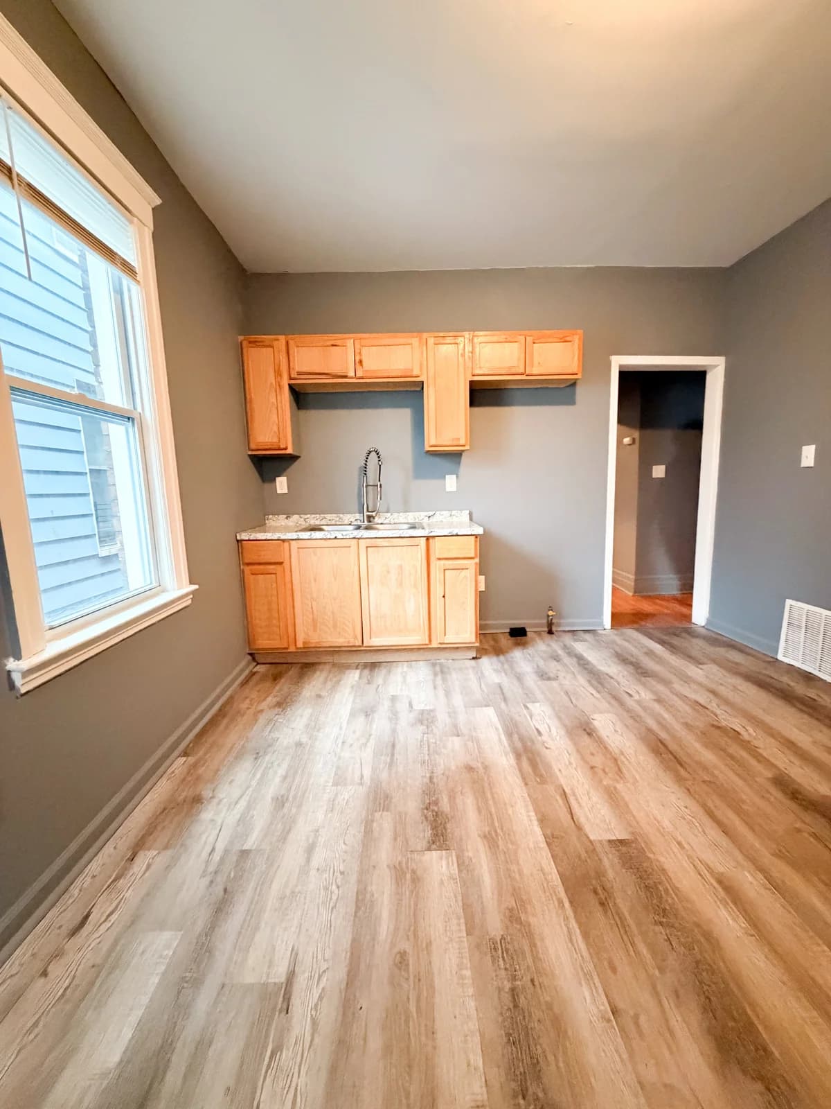 Detroit apartments for rent - Property image - 4426 McGraw Avenue - 2